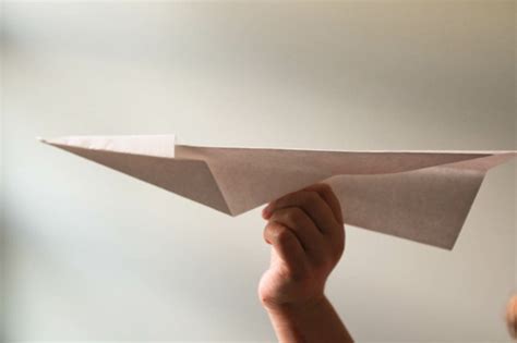 Comment Faire Un Avion En Papier Astuces Et Mod Les Pour Rigoler Avec