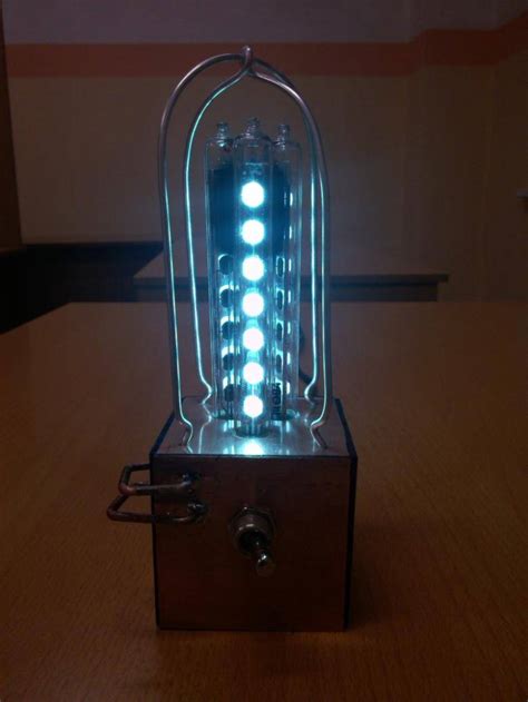 Оригинальный ночник из дерева