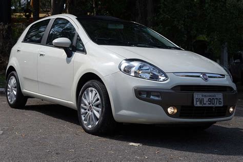 Teste rápido o Fiat Punto Essence Dualogic AUTOO