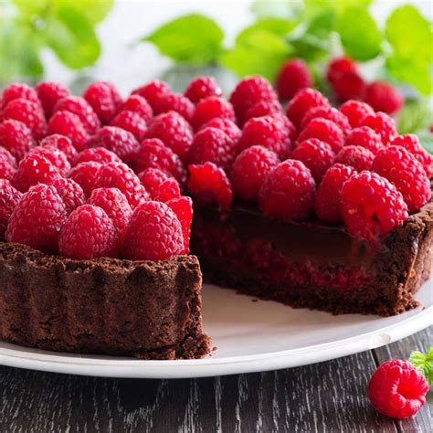 Tarta De Chocolate Con Compota De Frambuesas