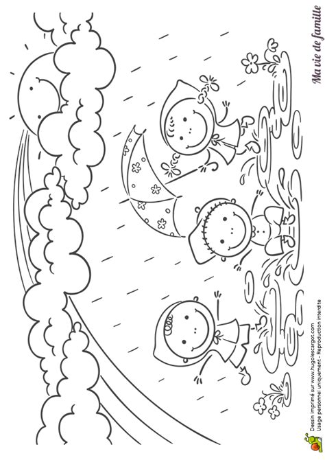 Coloriage Denfants En Train De Jouer Dehors Sous La Pluie