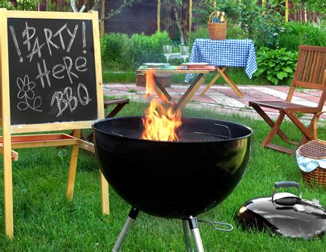 Summer Backyard BBQ Grill Party Scene Margaritaville Blog