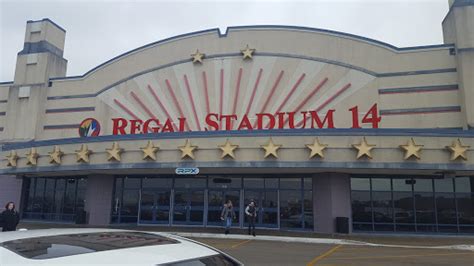 Movie Theater «Regal Cinemas Greenwood 14 & RPX», reviews and photos, 461 Greenwood Park Dr S ...