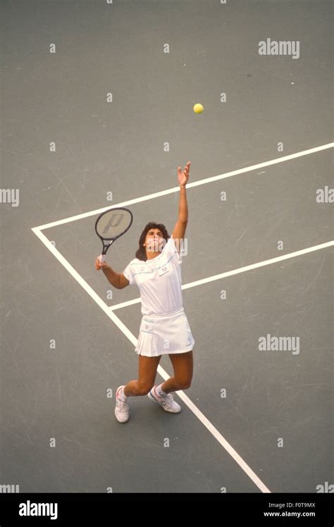 Gabriela sabatini us open hi-res stock photography and images - Alamy