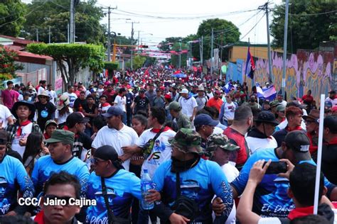 Pueblo De Nicaragua Camin Para Conmemorar A Os Del Repliegue A La