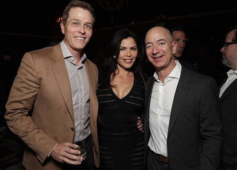 National Enquirer Threatened To Post Explicit Nude Pics Of Jeff Bezos