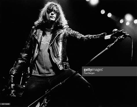 Archive Entertainment On Wire Image The Ramones Joey Ramone Ramones