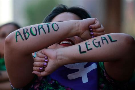 Boric Anuncia Ingreso De Un Proyecto De Ley De Aborto Legal