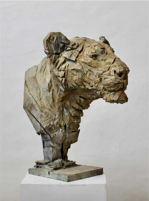 Jürgen Lingl sculpture lioness bronze limited edition