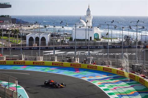 Verstappen Lidera Los Ltimos Libres En Yeda Y Fernando Alonso Ilusiona