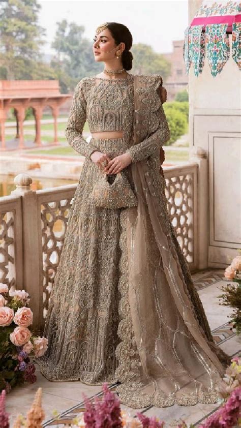 Pin By Kanwal On Pins By You Pakistani Bridal Dresses Pakistani