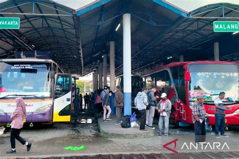 Puncak Arus Mudik Di NTB Diperkirakan H 3 Dan H 4 Lebaran 2024 ANTARA