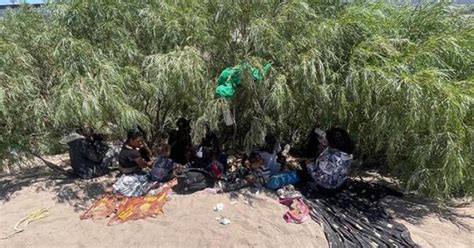 Calor ahuyenta a los migrantes del bordo del río