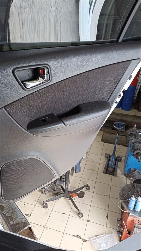 Замена тросика ручника. — Hyundai Sonata V (NF), 2 л, 2008 года | визит ...