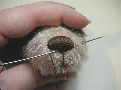 Teddy Bears Tutorials: Nose embroidery