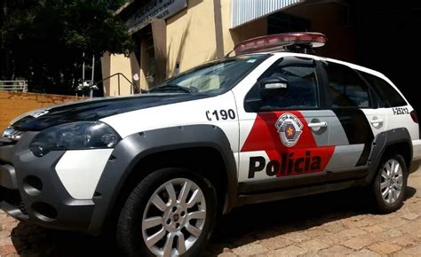 Policiais Militares De Luc Lia Registram Ocorr Ncia Envolvendo