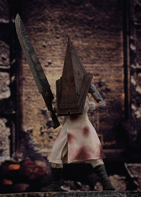 Silent Hill 2 Game Pyramid Head