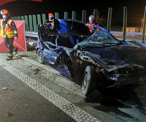 Nie żyje jedna osoba Tragiczny wypadek na A4 koło Tarnowa ZDJĘCIA