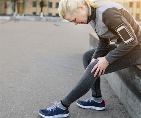 Injury During Marathon Training? Here’s What to Do - The Mother Runners
