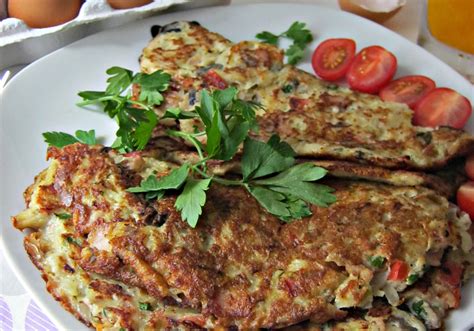 Hiszpańska tortilla z ziemniakami i szynką DoradcaSmaku pl