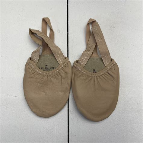 Capezio Nude Leather Pirouette Ii Ballet Shoes Size Medium Ebay