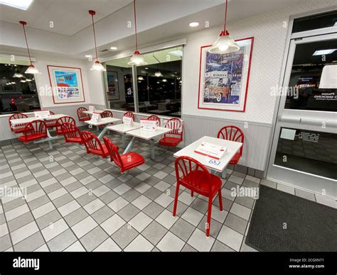 Inside In-N-Out is a fast food burger chain with business in Southwest ...