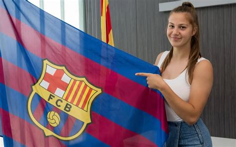 Sukces Letniej Polki Fc Barcelona Zg Osi A J Do Ligi Mistrzy