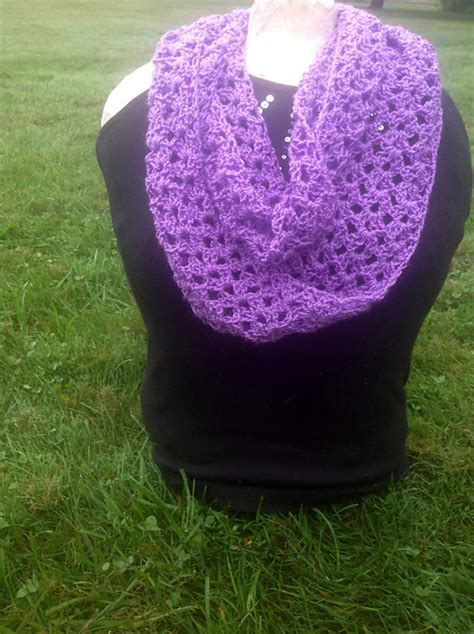 Ravelry Cluster V Stitch Infinity Scarf Pattern By Undeniable Glitter