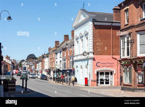 Crediton Shopping Hi Res Stock Photography And Images Alamy