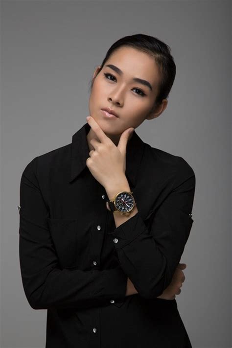 Hot girl Việt làm tomboy Ai đẹp trai hơn