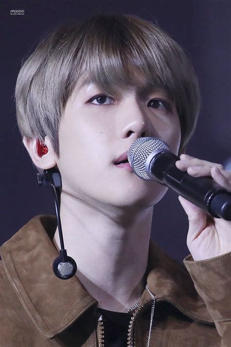 백현 Baekhyun Exo Byun Baekhyun 181012 Ibk Bank Concert