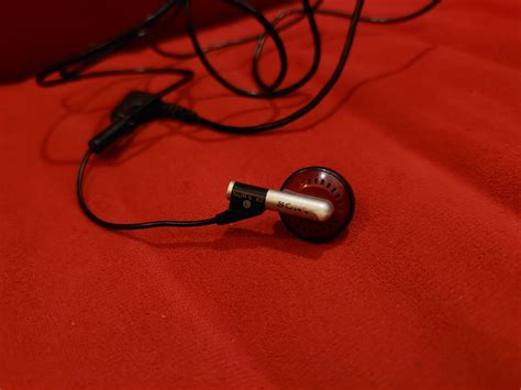 全体的に状態が悪いSONYMDR E262 NUDE vintage earphone headphone ソニー レトロ イヤホン