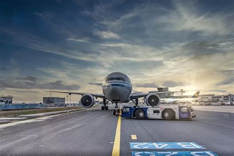 Memakan Dana Hingga Rp7 Triliun Bandara Di Maluku Utara Ini Dibangun