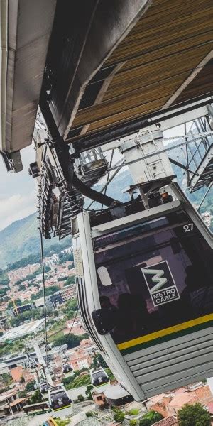 Medell N Comuna District Tour With Cable Car Ride Getyourguide