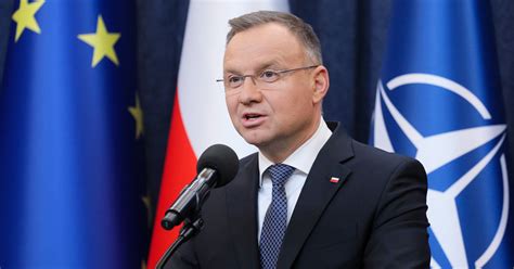 Prezydent Andrzej Duda Wskaza Kto Powinien Dowodzi Armi W Czasie