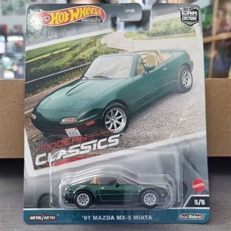 V Hot Wheels Premium Modern Classics Mazda Mx Miata Green