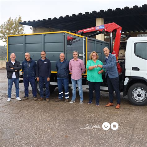 Munic Pio De Silves Ofereceu Novas Viaturas A Freguesias