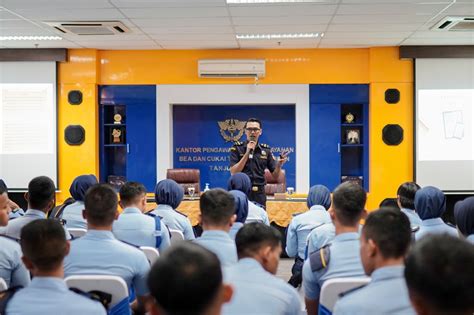 Bea Cukai Kenalkan Tugas Dan Fungsi Instansi Kepada Para Mahasiswa Simak