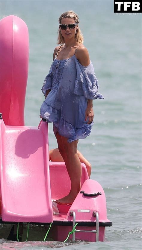 Michelle Hunziker Bikini Photos Sexy E Girls