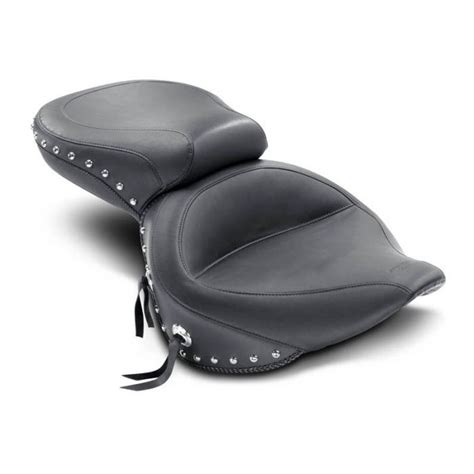 Mustang One Piece Wide Touring Seat Studded 76403 FortNine Canada