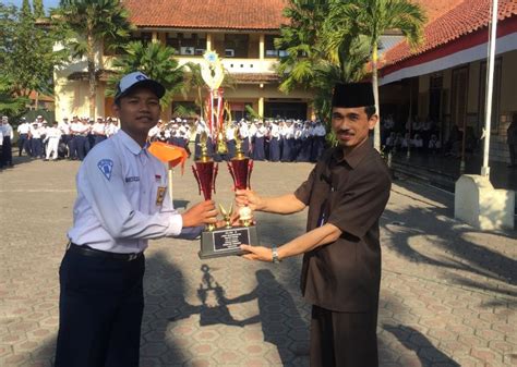 Prestasi SMP Negeri 1 Gombong SMP NEGERI 1 GOMBONG