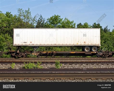 Trailer On Flat Car Image & Photo (Free Trial) | Bigstock