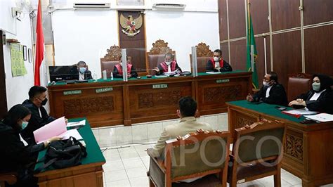 Terjerat Perkara Pidana Ini Tahapan Proses Persidangan Di Pengadilan