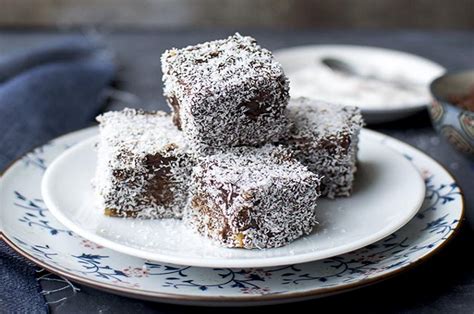 Australia Day Lamingtons Recipe | Sunshine Sugar