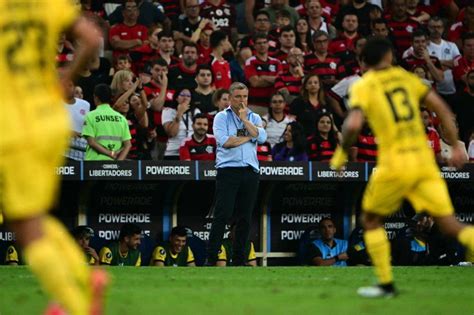 Peñarol busca sentenciar al poderoso Flamengo de la Copa Libertadores y