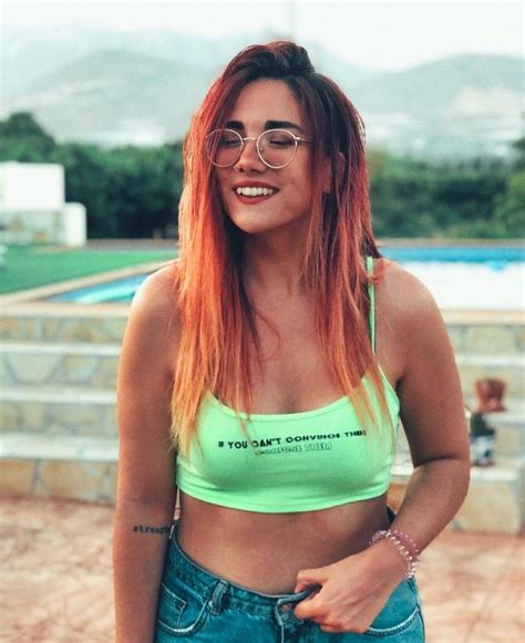 Hot Sexy Claudia Laubalo Bikini Pics