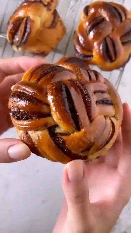 Trendy Pastry Worldwide On Instagram Les Petits Buns Chocolat Et