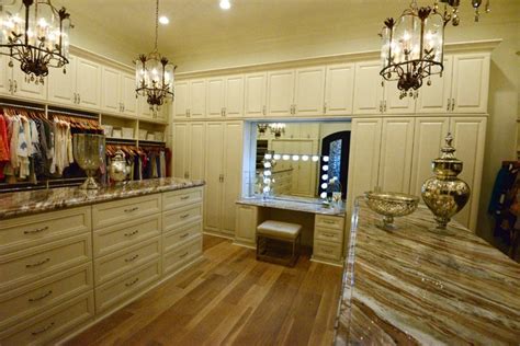 Dream Closet Is A Reality In Reynolds Plantation Classique Armoire