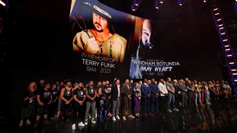 WWE Pays Tribute To Bray Wyatt & Terry Funk On SmackDown – TJR Wrestling