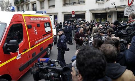 Pr Dio Do Jornal Espanhol El Pa S Esvaziado Por Objeto Suspeito